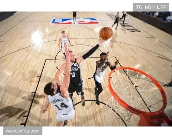 伤员利用空闲时间游玩迪士尼字母哥与普林斯携手挑战魔术队